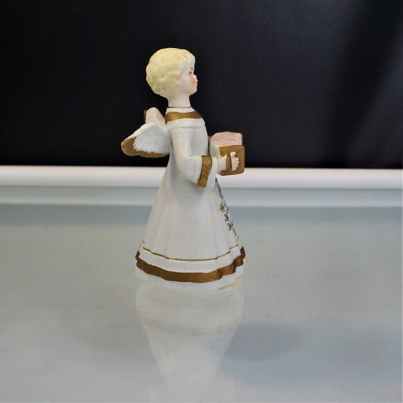 Schmid Bros Porcelain Angel Playing Accordion Vintage Figurine - Picture 4 of 7